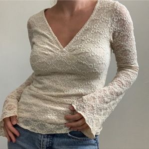 ✨Vintage Cream Lace Coquette Bell Sleeves Top